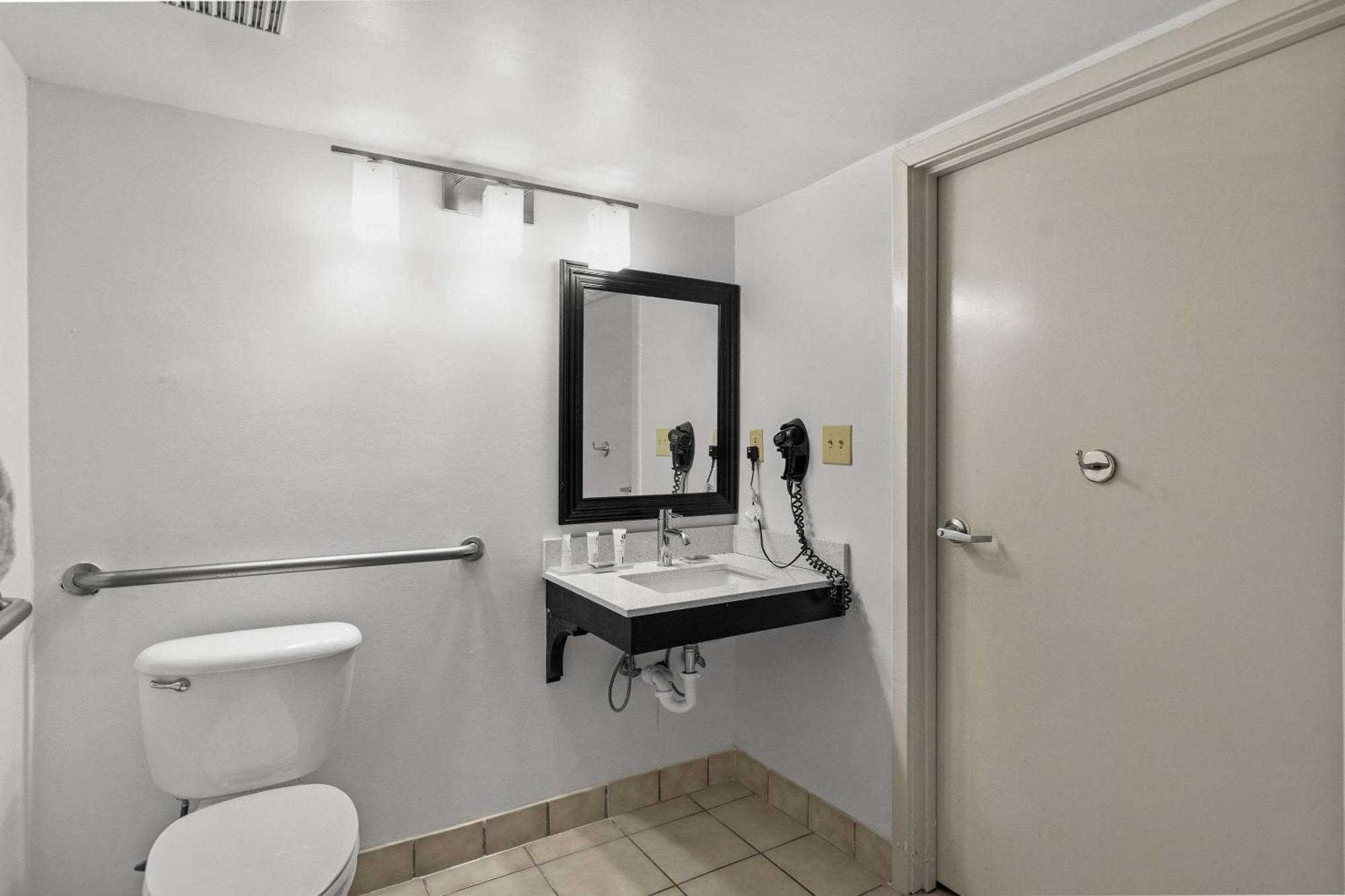Country & By Radisson, Myrtle Beach, Sc Socastee